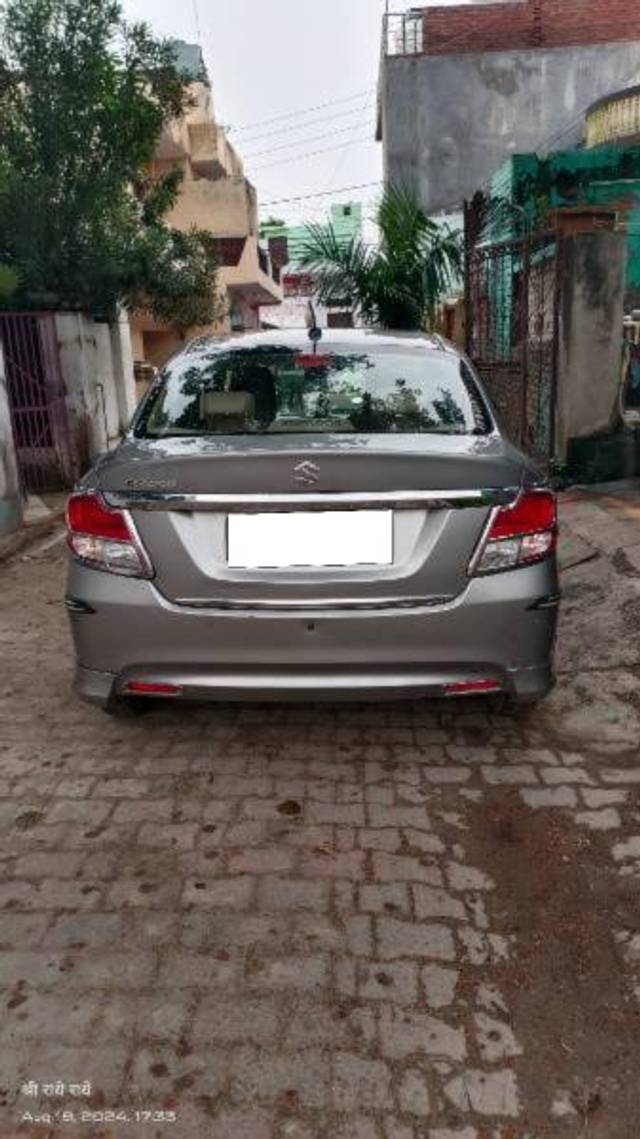 https://images10.gaadi.com/usedcar_image/4076785/original/processed_5e9f2e5a-80ea-4b67-9a5e-954e5cccd6c7.jpg?imwidth=6401