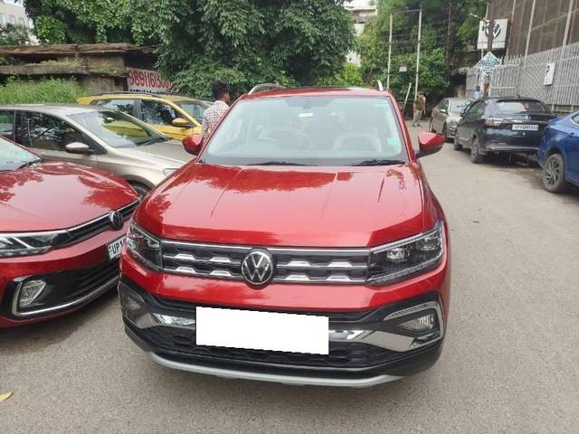 https://images10.gaadi.com/usedcar_image/4076906/original/processed_127d25e3-3e8b-41f4-9b14-d7bde4af9eea.jpg?imwidth=6402