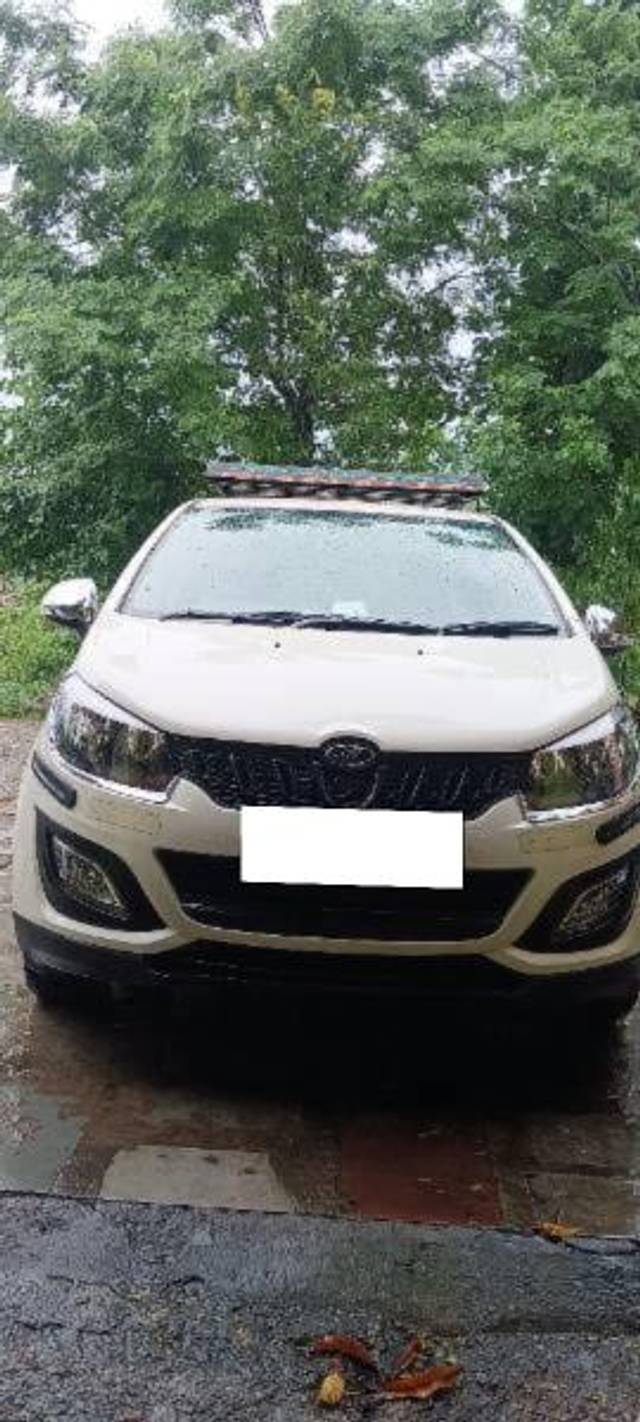 https://images10.gaadi.com/usedcar_image/4077397/original/processed_8c8c0e46-1352-4388-ae55-8490770bd706.jpg?imwidth=6400