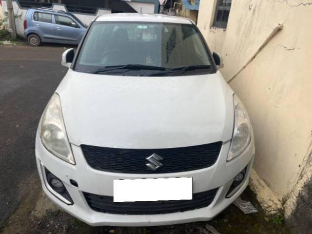 https://images10.gaadi.com/usedcar_image/4077527/original/processed_3d6c7a38-fee6-499f-9d59-1c81886d18eb.jpg?imwidth=6400