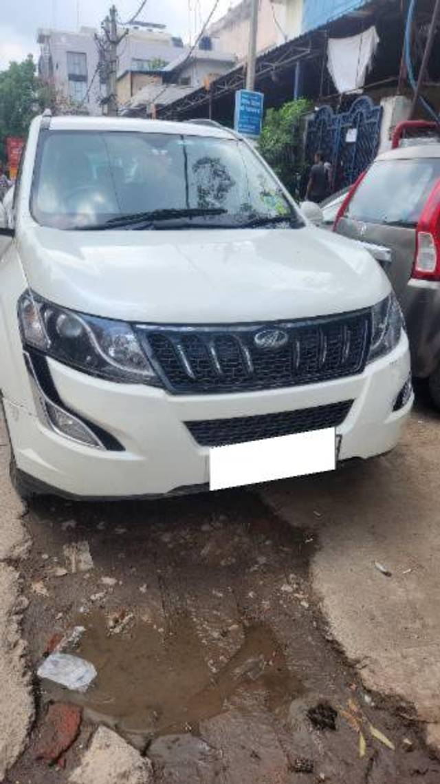 https://images10.gaadi.com/usedcar_image/4077552/original/processed_63606f16-b374-4340-a191-e11bd30771eb.jpg?imwidth=6400