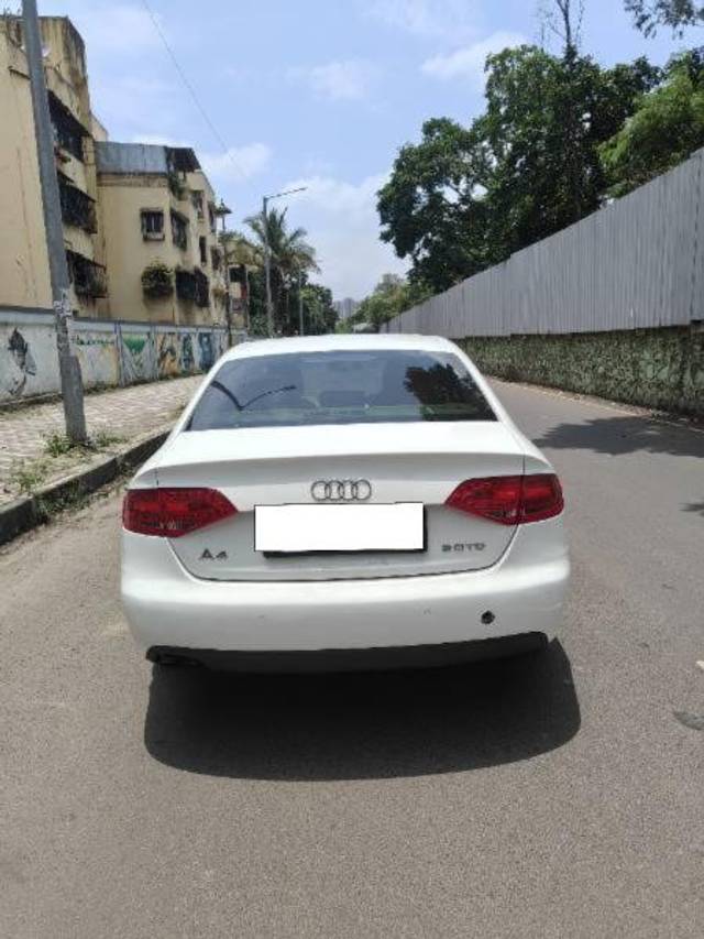 https://images10.gaadi.com/usedcar_image/4077642/original/processed_a4429d5e-a172-4c30-9853-59c7adda168d.jpg?imwidth=6402