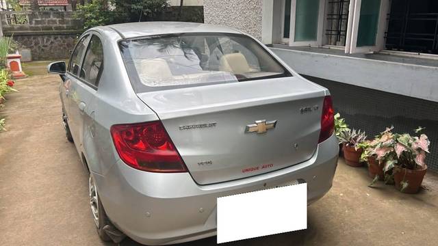 https://images10.gaadi.com/usedcar_image/4077693/original/processed_e3c94832-f8b5-46fd-98c9-7b60133a84f0.jpg?imwidth=6401