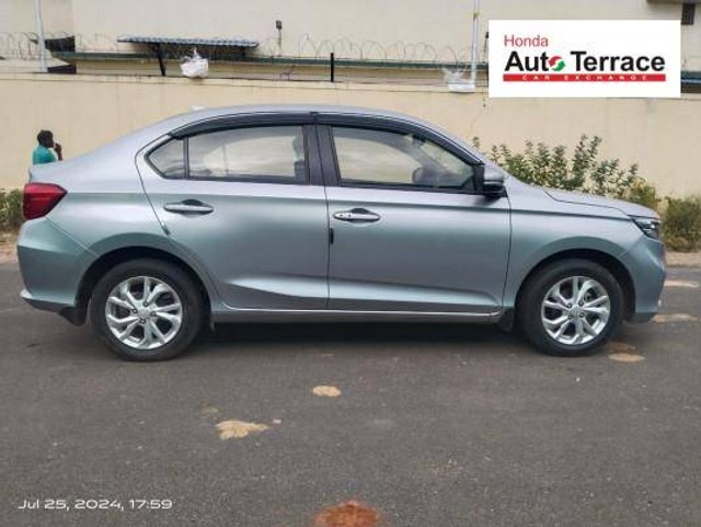 Second-hand 2019 Honda Amaze V CVT Petrol for sale in Tiruchirappalli-1