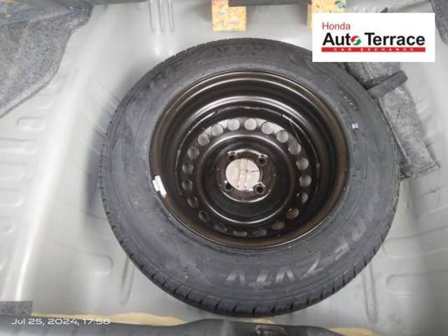 Second-hand 2019 Honda Amaze V CVT Petrol for sale in Tiruchirappalli-13