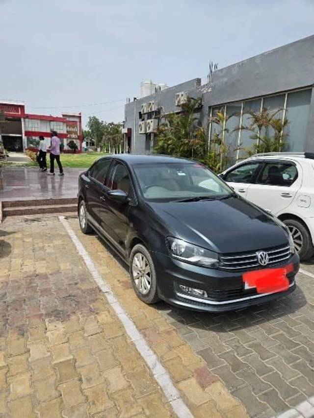 https://images10.gaadi.com/usedcar_image/4077844/original/processed_04970766-88b6-427c-be43-45e2cdf78738.jpeg?imwidth=6400