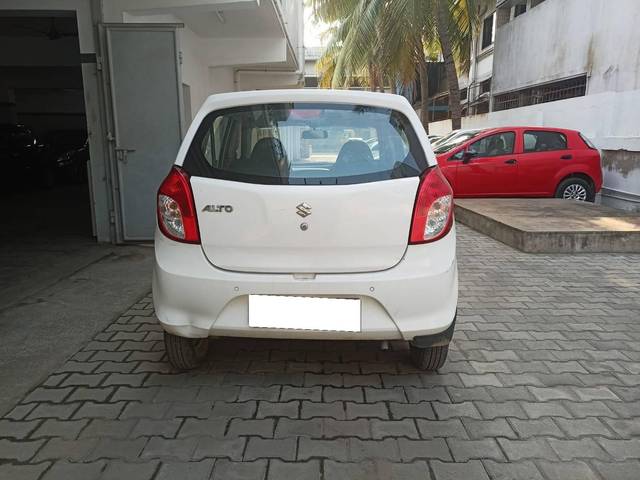 https://images10.gaadi.com/usedcar_image/4078193/original/processed_e5882d81fec4a7443e0055cc8d2a9e68.jpeg?imwidth=6402