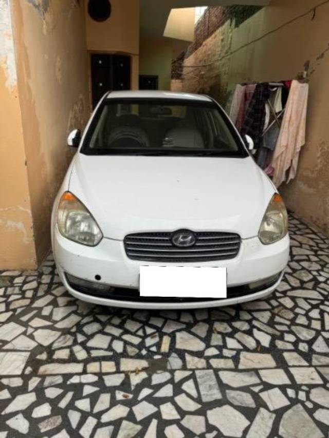 https://images10.gaadi.com/usedcar_image/4078280/original/processed_a2cc74fd-3812-4b57-9b3f-21bb28d13ec0.jpeg?imwidth=6400