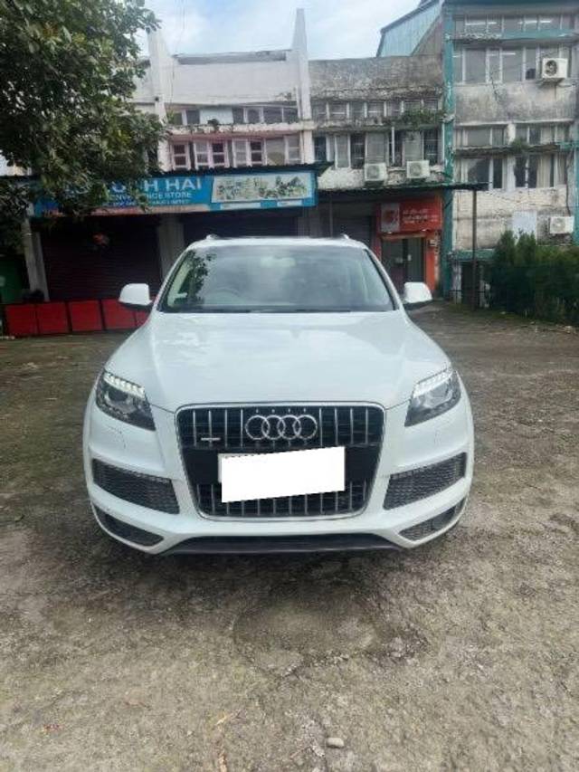 https://images10.gaadi.com/usedcar_image/4078336/original/processed_926c7841-fc72-4116-aafe-d49cab257986.jpg?imwidth=6400