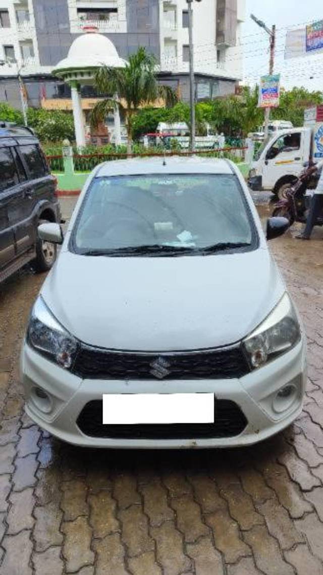 https://images10.gaadi.com/usedcar_image/4078532/original/processed_55c84207-01dd-4e35-848e-47df1ad5981b.jpg?imwidth=6400