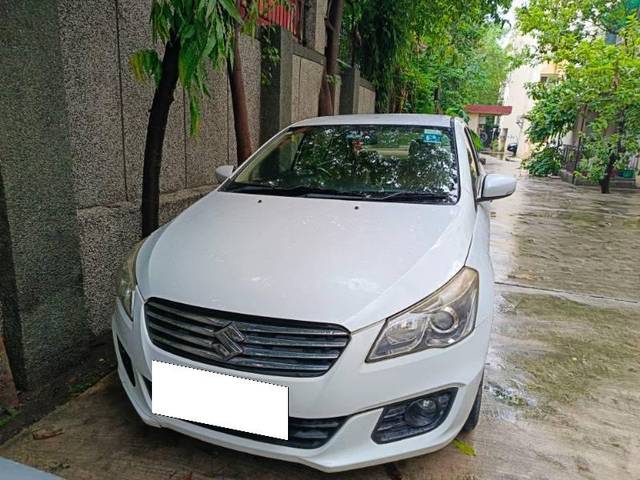 https://images10.gaadi.com/usedcar_image/4078686/original/processed_9ae5718c-84fd-428f-803d-c60dd4acd67f.jpg?imwidth=6400