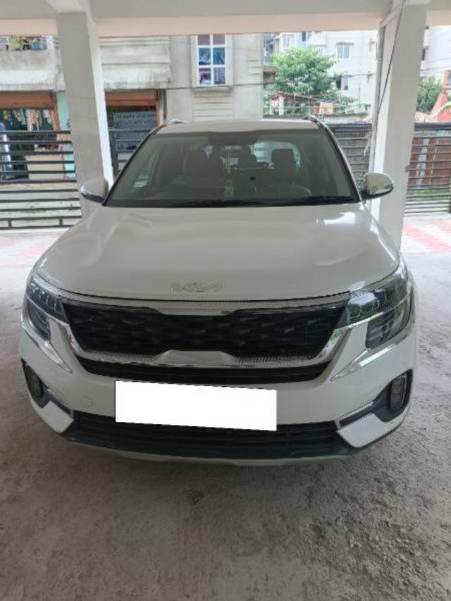 https://images10.gaadi.com/usedcar_image/4079143/original/processed_ebc40b9d-ad02-4ee5-8ccc-afa3dfab3a71.jpg?imwidth=6400