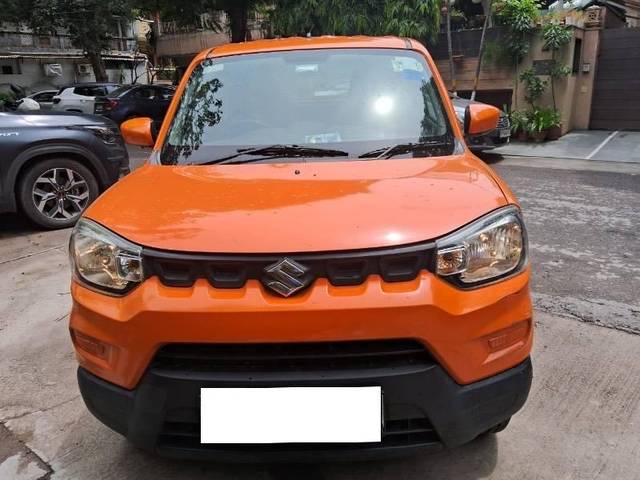 https://images10.gaadi.com/usedcar_image/4079271/original/processed_381e0b3d-0923-44c4-b867-6358116c6a0f.JPG?imwidth=6400