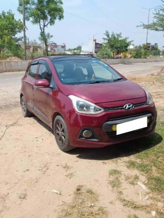 https://images10.gaadi.com/usedcar_image/4079295/original/processed_456833c9-10ca-4d9b-b721-8a8bf26290d3.jpg?imwidth=6400