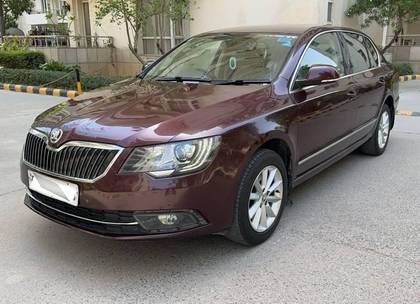 Skoda Superb Elegance 1.8 TSI AT