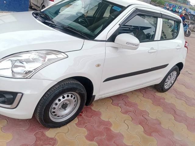 https://images10.gaadi.com/usedcar_image/4079546/original/57816ceda13e024ba0c9408216132f1c.jpg?imwidth=6401