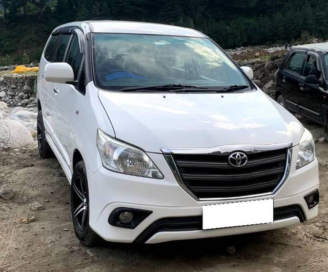 https://images10.gaadi.com/usedcar_image/4079559/original/processed_a705c6b1-4adb-4697-9c51-d116ed530064.jpg?imwidth=6400