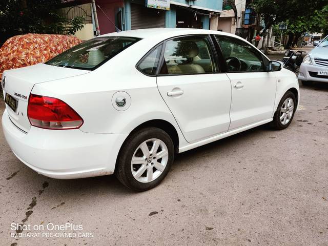 https://images10.gaadi.com/usedcar_image/4079718/original/processed_ad301951867c635941f4196a87ac6a89.jpg?imwidth=6401