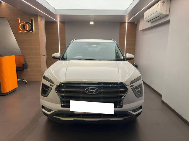 https://images10.gaadi.com/usedcar_image/4079913/original/processed_3fc285054885e784419ae81eb79c1522.jpeg?imwidth=6400