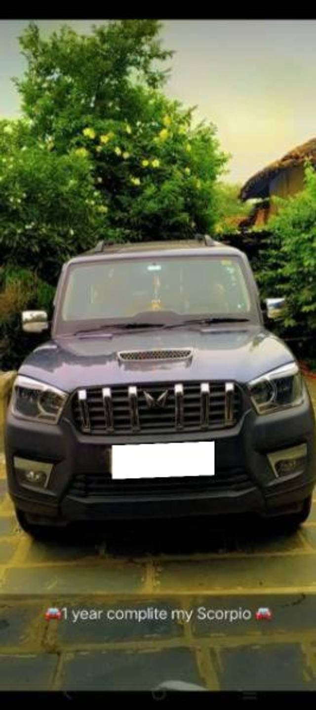 https://images10.gaadi.com/usedcar_image/4080310/original/processed_4eefd8f3-87c5-4f51-9e78-1d7b4c47f57f.jpg?imwidth=6400