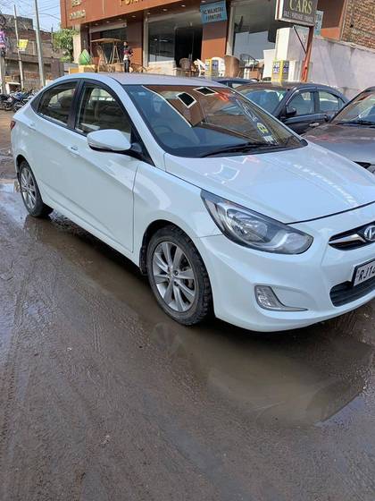 Hyundai Verna 1.6 SX