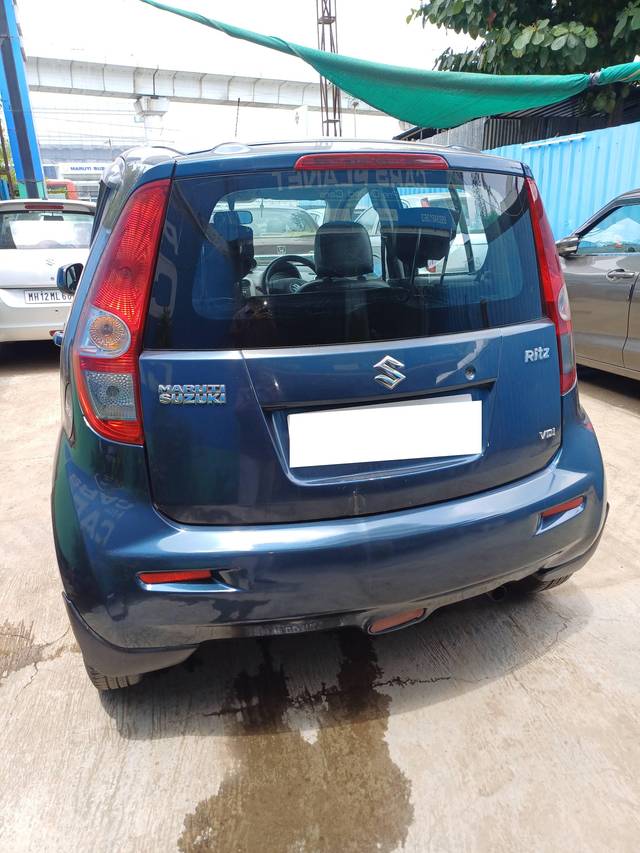 https://images10.gaadi.com/usedcar_image/4080886/original/processed_a68b316ee6397859a0556b50ffa2090c.jpg?imwidth=6401