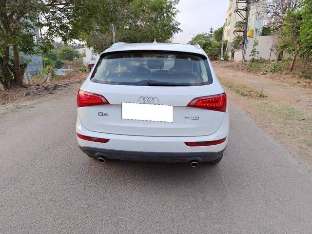 https://images10.gaadi.com/usedcar_image/4080950/original/processed_0513427b0019b79559696a403f6afebf.jpg?imwidth=6402