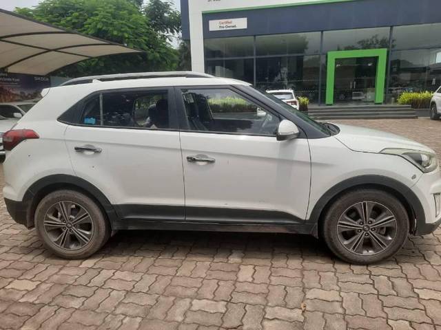 https://images10.gaadi.com/usedcar_image/4081034/original/processed_b3cabc00-bf0a-44b9-91a8-3c78a6419e3e.jpeg?imwidth=6401