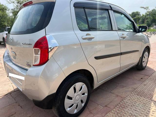 https://images10.gaadi.com/usedcar_image/4081303/original/processed_2b4b35b098eb4aa1d83a61b76bb95bbb.jpg?imwidth=6402