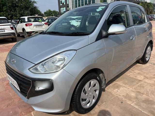 https://images10.gaadi.com/usedcar_image/4081307/original/processed_85d6d68dbe77f7e0c9915cde5113927d.jpg?imwidth=6400