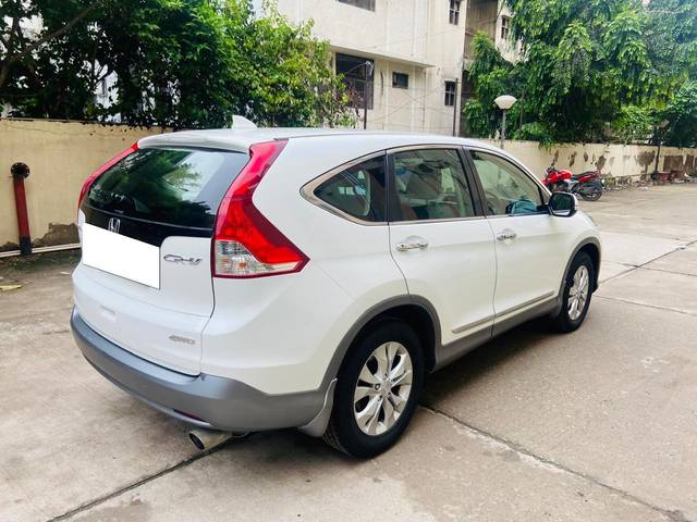 https://images10.gaadi.com/usedcar_image/4081415/original/processed_ea2534e9a608049510cbcfe5cca3e758.jpg?imwidth=6402