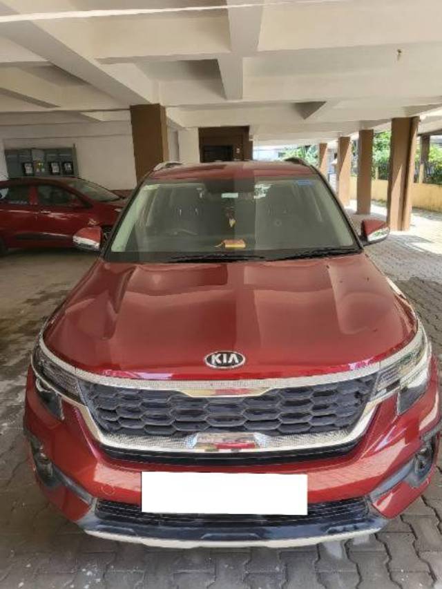 https://images10.gaadi.com/usedcar_image/4081446/original/processed_803a33f5-eb5b-4091-a6f7-e5e24ba6f179.jpg?imwidth=6400