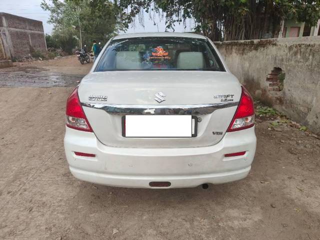 https://images10.gaadi.com/usedcar_image/4081519/original/processed_d0679b7c-859f-4f75-b0fe-016c1eb65e89.jpg?imwidth=6401