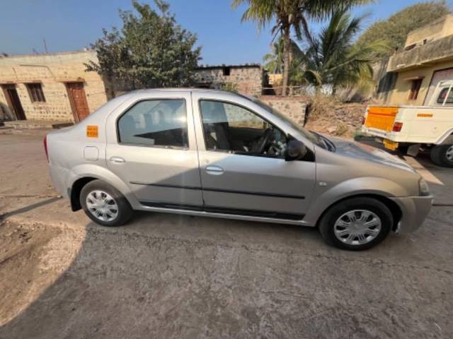 https://images10.gaadi.com/usedcar_image/4081524/original/processed_0078991f-9b4e-4aa2-bf52-c6e94ed726e8.jpeg?imwidth=6401