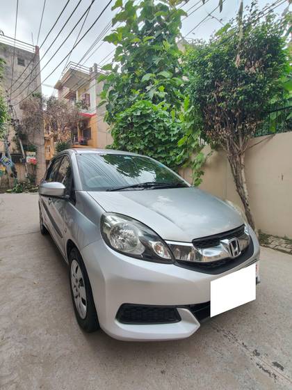 Honda Mobilio S i-DTEC