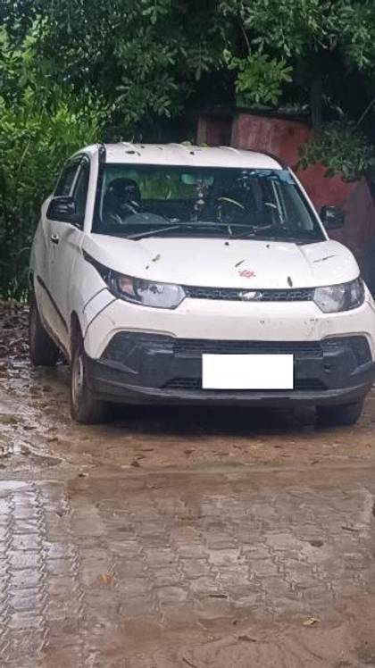 Mahindra KUV 100 NXT Trip