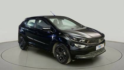 Tata Altroz XZA Plus Dark Edition DCT BSVI