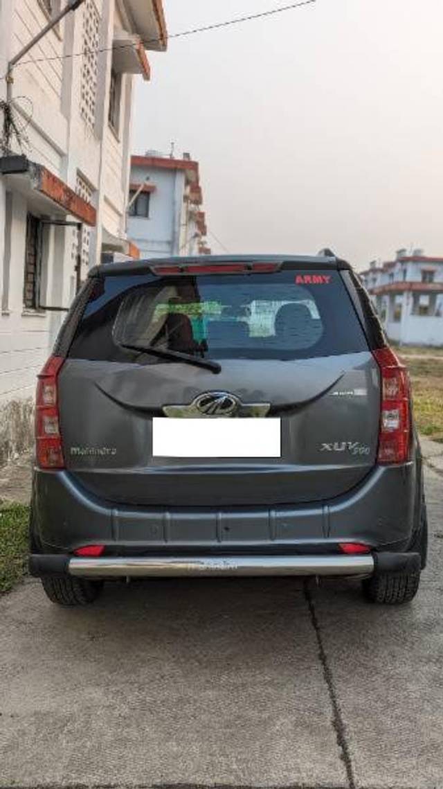 https://images10.gaadi.com/usedcar_image/4082481/original/processed_510b0ba8-dbfc-4f24-b5de-e08654402342.jpg?imwidth=6402