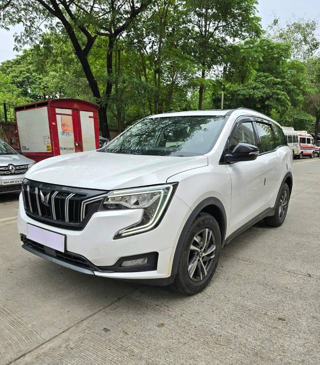 https://images10.gaadi.com/usedcar_image/4082596/original/processed_026ab008bf0514bbf10d25bed556f1a5.jpg?imwidth=6402