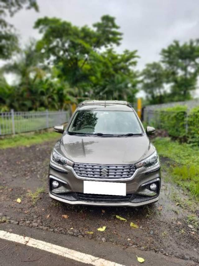 https://images10.gaadi.com/usedcar_image/4082662/original/processed_01ce78be-e4df-4b25-99d1-4b2658ea8cf9.jpg?imwidth=6400