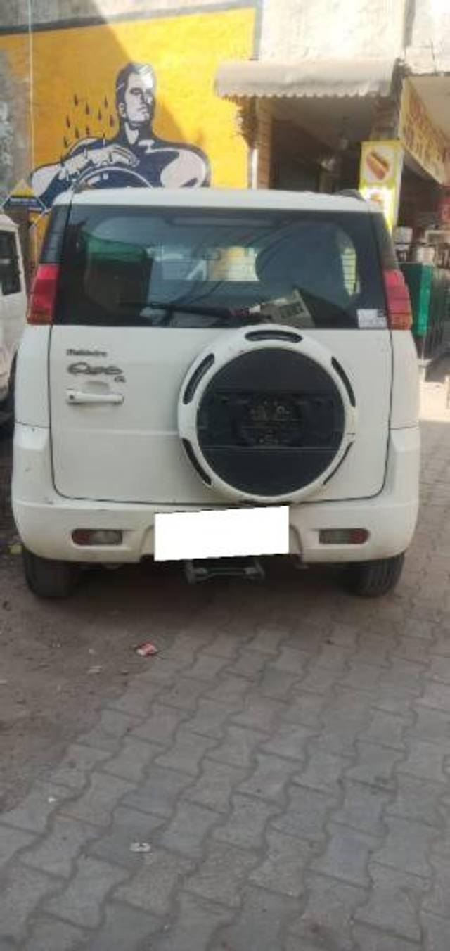 https://images10.gaadi.com/usedcar_image/4082683/original/processed_a39df039-aa24-4ff0-8c06-2dd7a3843206.jpg?imwidth=6402