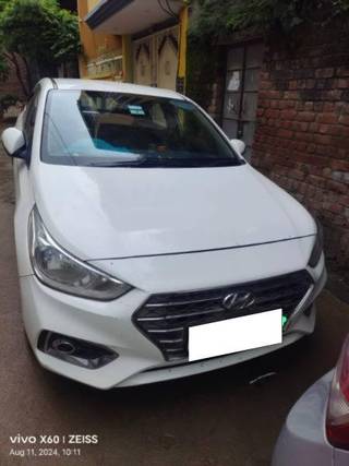 Hyundai Verna 2017-2020 Hyundai Verna CRDi 1.4 E