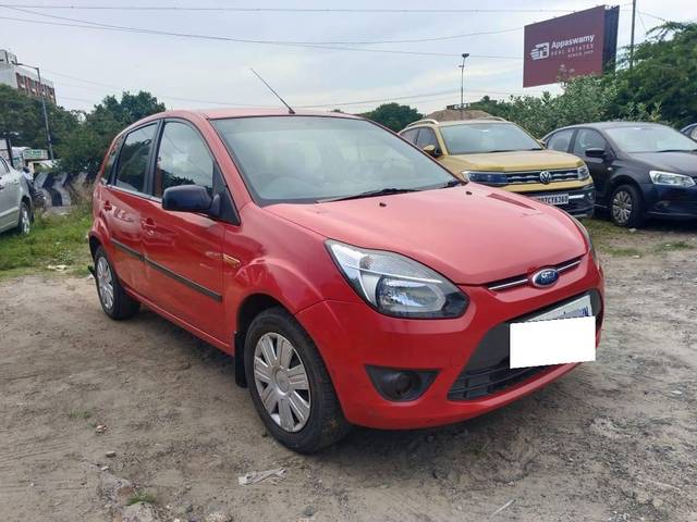 https://images10.gaadi.com/usedcar_image/4082765/original/processed_42c02ebfdd372e741980ec0b71ff1cd1.jpeg?imwidth=6400