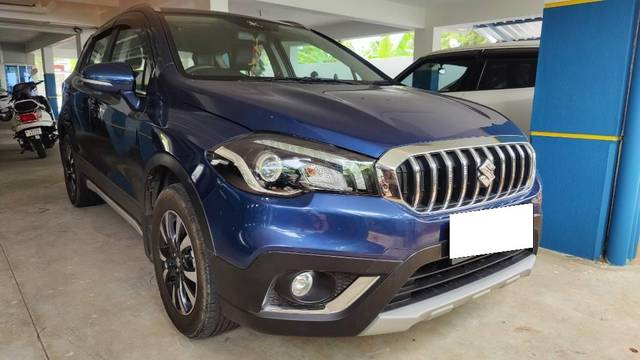 https://images10.gaadi.com/usedcar_image/4083107/original/processed_6a4ba1a0-c825-4149-a2e0-8b24ae7dd500.jpg?imwidth=6400