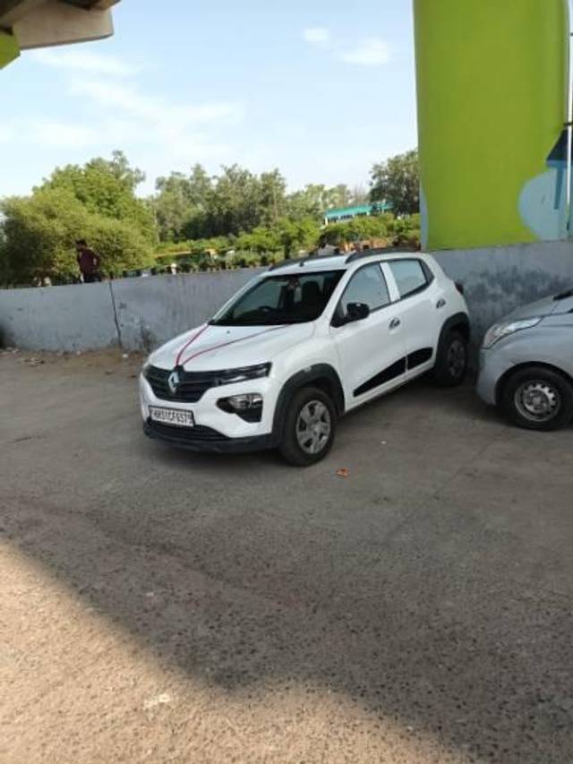 https://images10.gaadi.com/usedcar_image/4083113/original/processed_959dafed-2c02-4156-b12c-567ada2e42c9.jpg?imwidth=6401