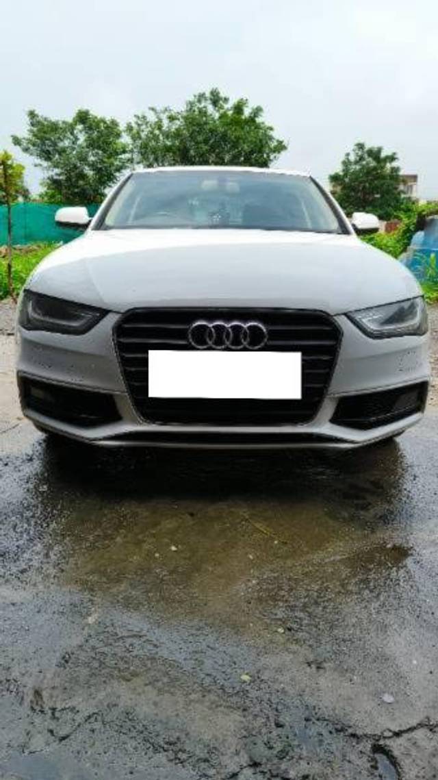 https://images10.gaadi.com/usedcar_image/4083125/original/processed_d0b4bfc1-2527-4938-a73b-f49dc51fd296.jpeg?imwidth=6400