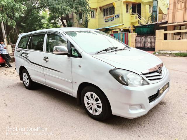 https://images10.gaadi.com/usedcar_image/4083164/original/processed_28d9c22e915e1fda0b8dcf50ff21a0c7.jpg?imwidth=6400