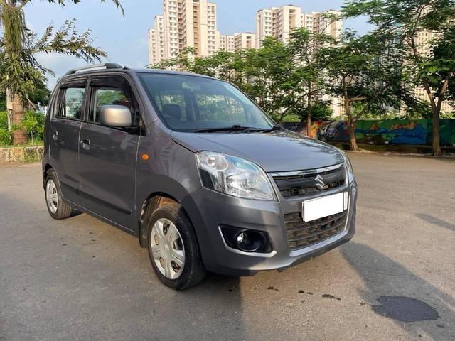 https://images10.gaadi.com/usedcar_image/4083237/original/processed_35e79d750b2d97401b9e03fce5c2d674.jpg?imwidth=6400