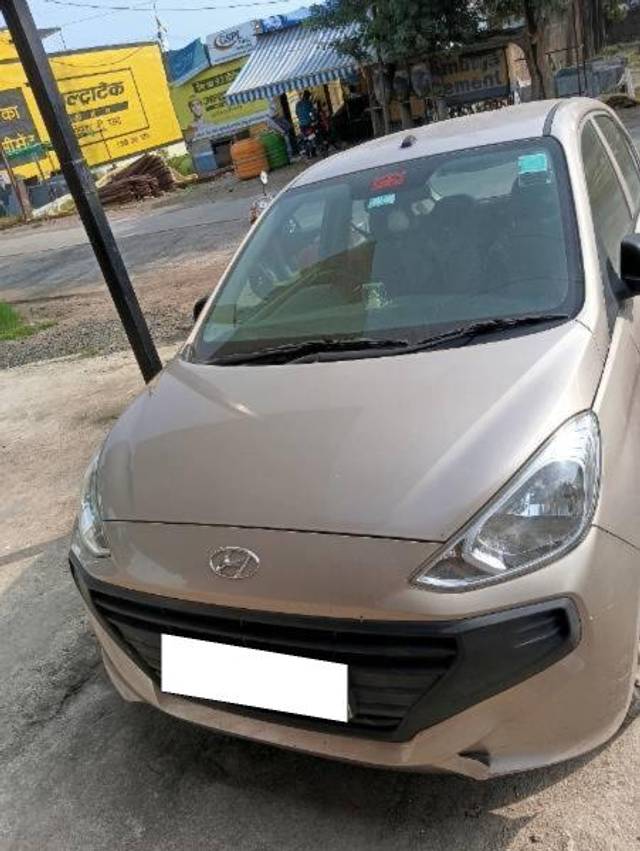 https://images10.gaadi.com/usedcar_image/4083270/original/processed_38c2f5c6-6212-469c-a57c-c972ea613982.jpg?imwidth=6402