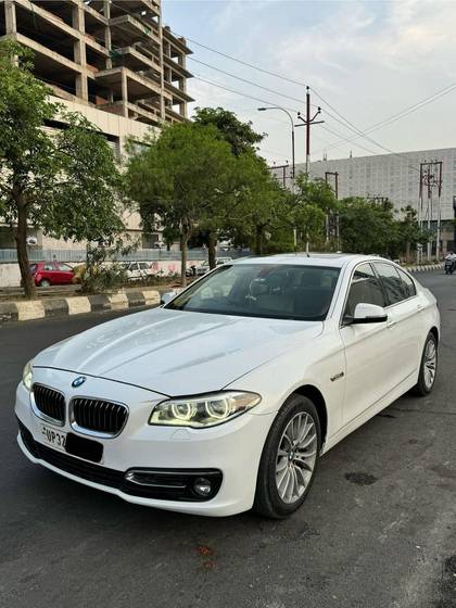 BMW 5 Series 520d Luxury Line